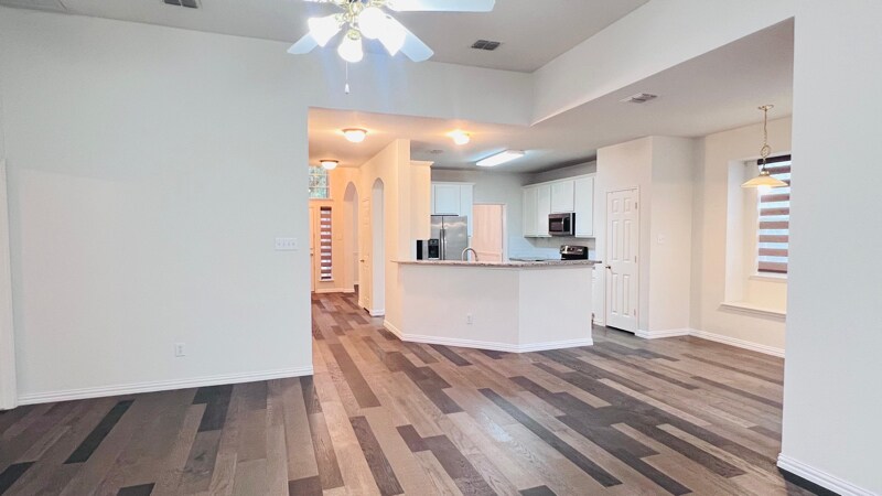 Building Photo - 818 Green Pond Dr