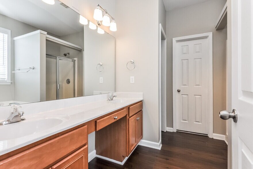 Building Photo - 9309 Doss Ct