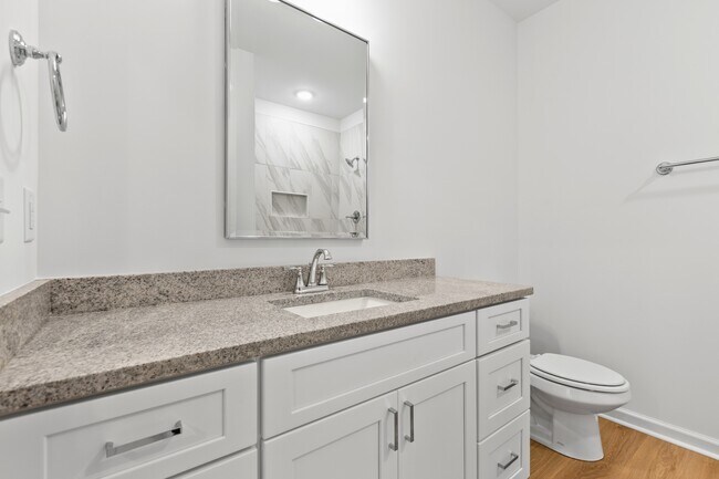 Building Photo - 126 Summer St