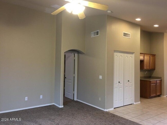 Building Photo - 25214 W Clanton Ave