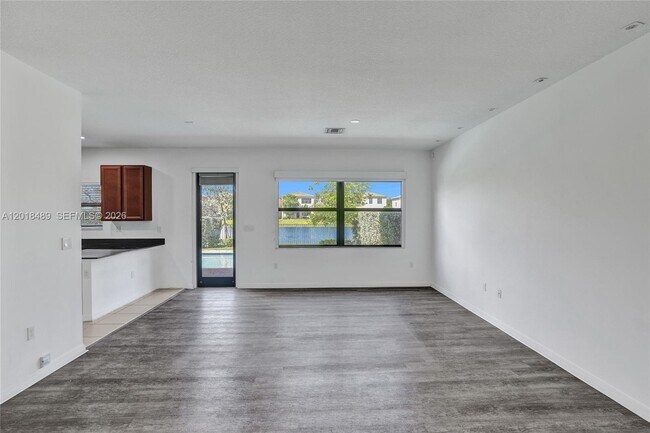 Building Photo - 643 NE 191st Terrace