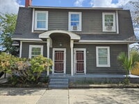 Building Photo - 818 Ogden St