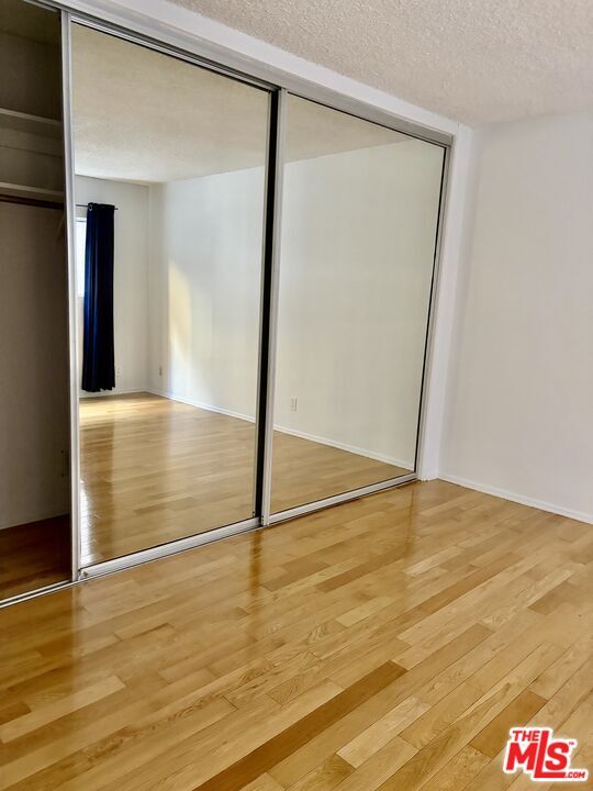 Building Photo - 2425 Ocean Ave