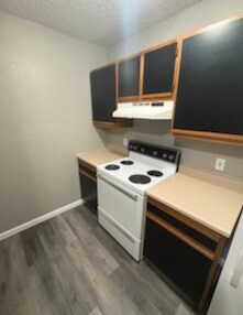 Building Photo - 321 Cedarview Ct