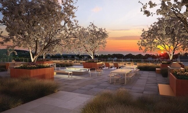 Building Photo - 10 Shipyard Dr