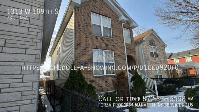 Building Photo - 1313 W 109th St