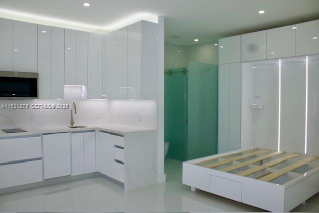 Building Photo - 16056 SW 66th Terrace