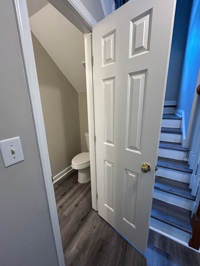 Building Photo - 1801 Crystal Down Ln