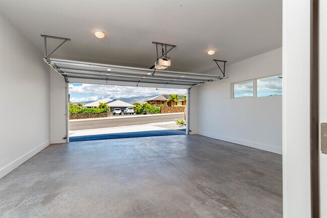 Building Photo - 68-3528 Haena Street