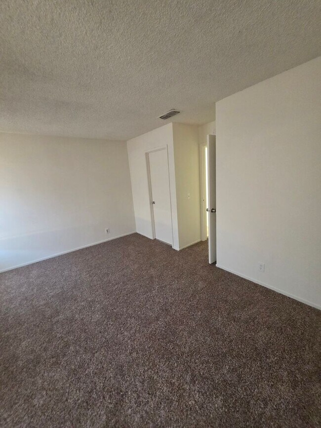 Building Photo - 11590 Garnet Way