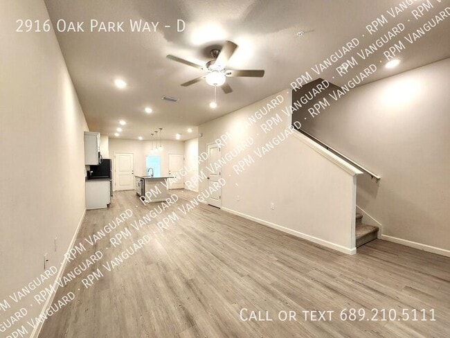Building Photo - 2916 Oak Park Way