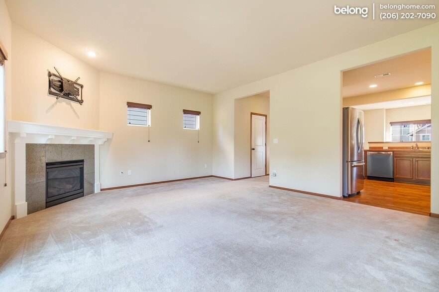 Building Photo - 2017 171st St SW