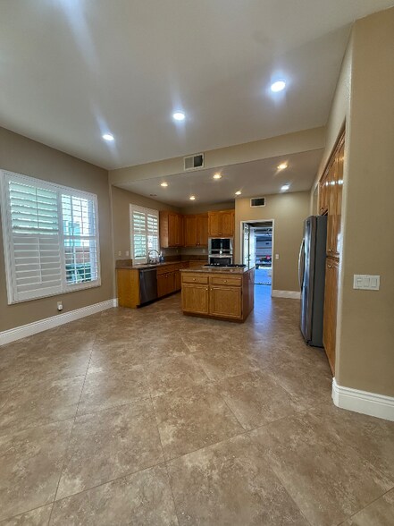 Building Photo - 12065 Cassini Ct