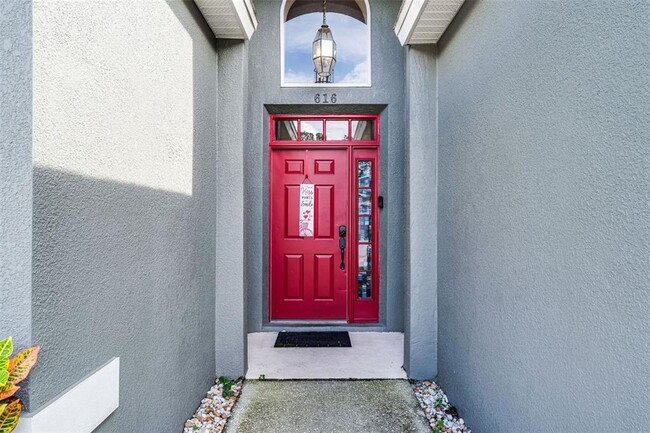 Building Photo - 616 Corvina Dr