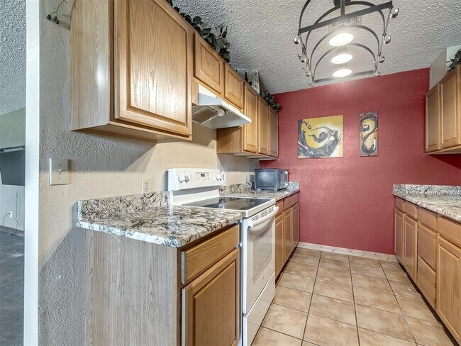 Building Photo - 935 Pendergraft Way