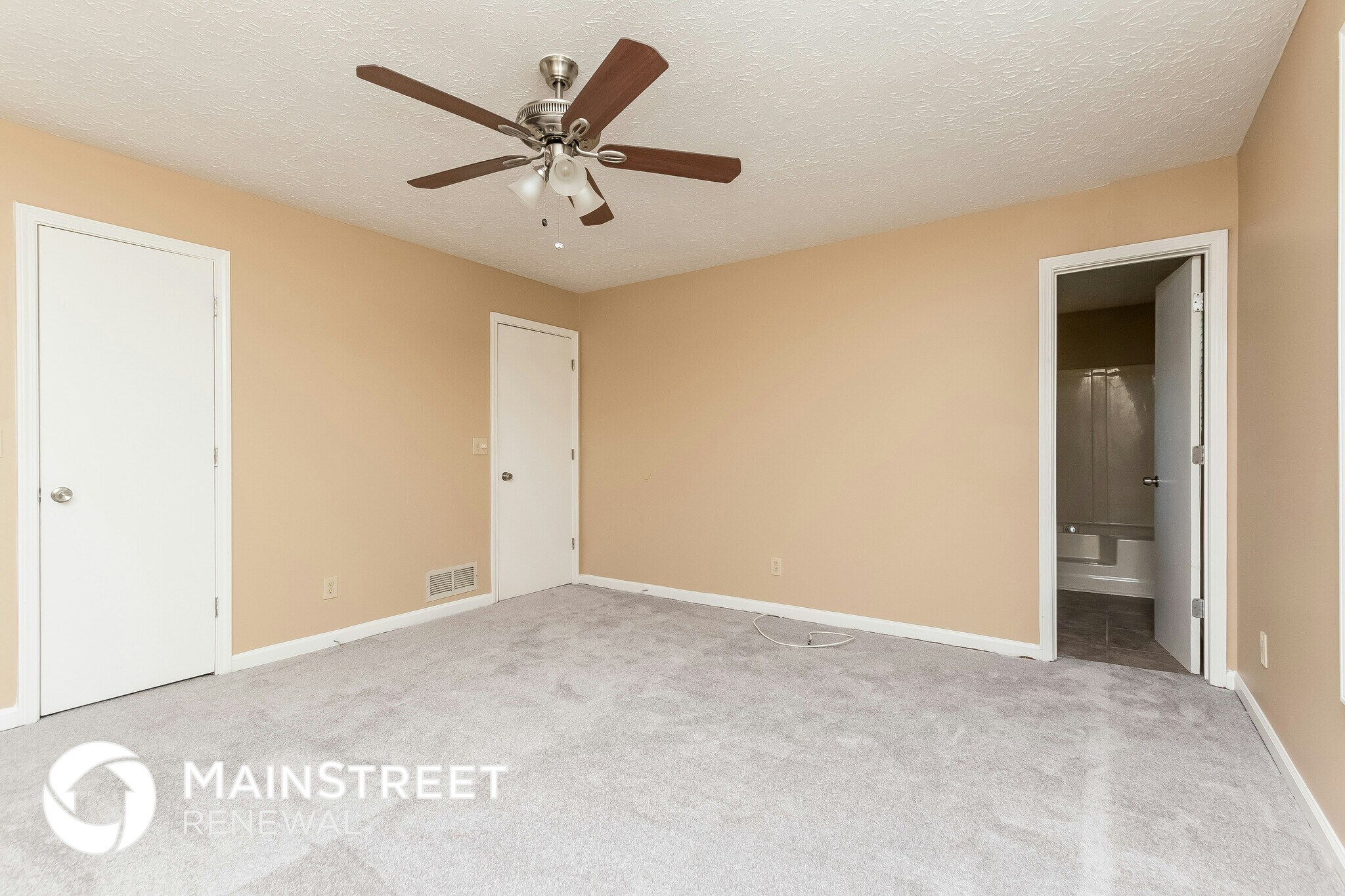 Building Photo - 507 Hollow Ct