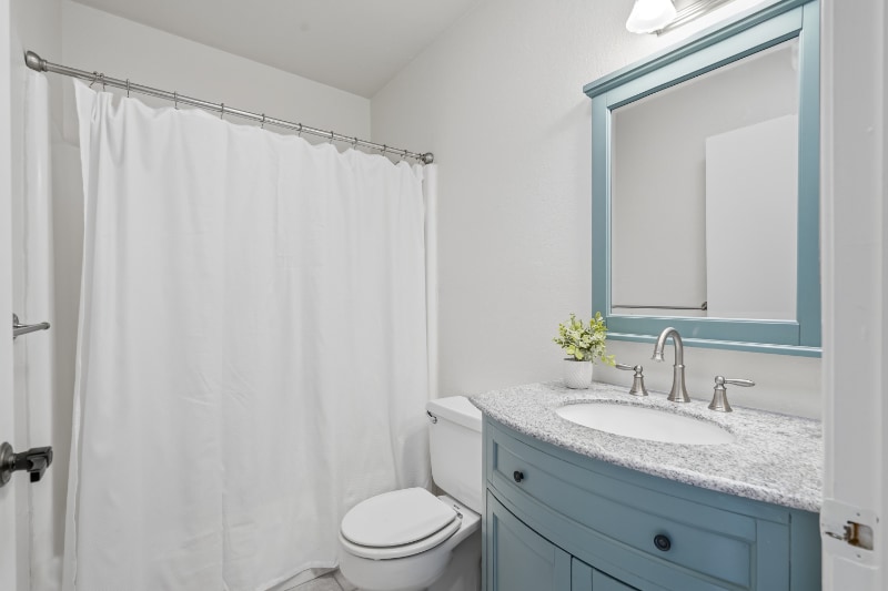 Building Photo - 359 N Calle Del Chancero