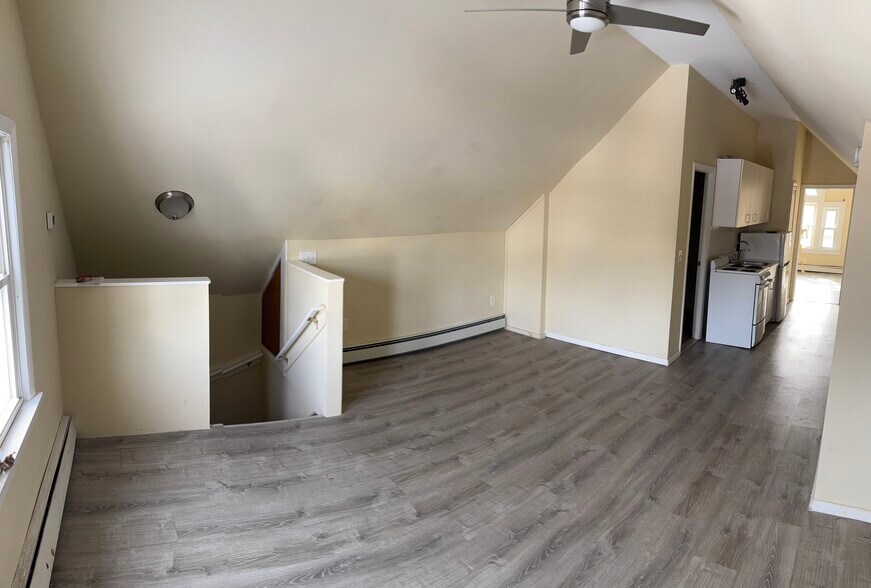 Building Photo - 17 Pearl St