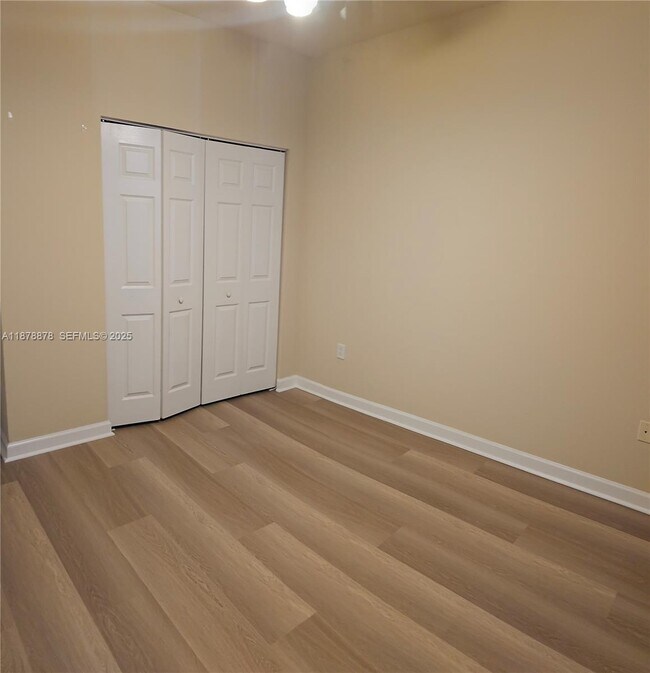 Building Photo - 17065 SW 93rd St