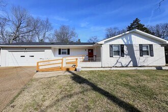 Building Photo - 116 Lake Terrace Cir