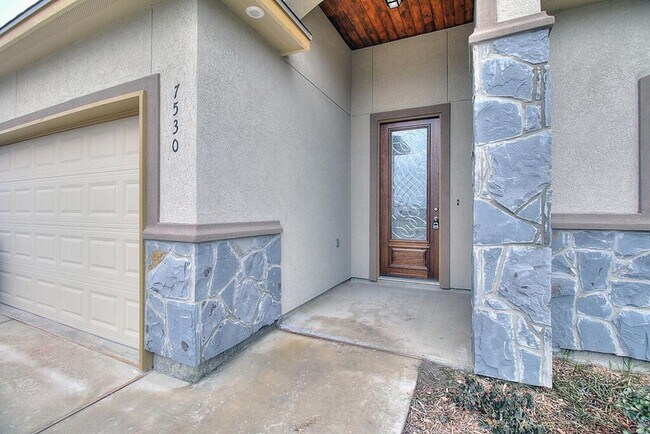 Building Photo - 7530 Sable Creek Dr