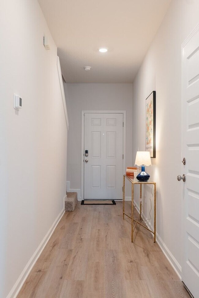 Building Photo - $500 Move-in Discount!  Fresh, Modern Living in Bemiss Springs – Stylish New-Construction 3BR Tow...