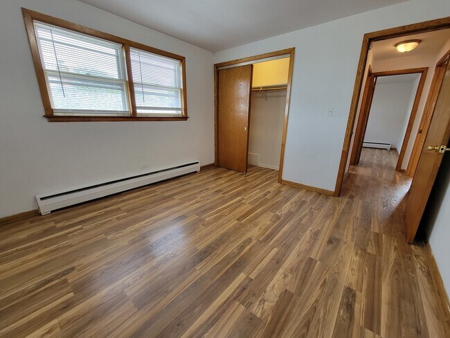 Building Photo - 2306 N 75th Ave