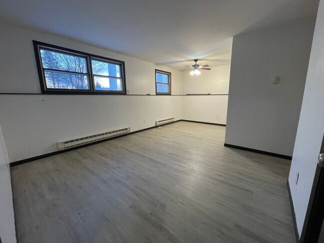 Building Photo - 20 Yawkey Ave