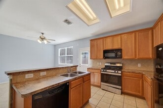 Building Photo - 3218 Pearl Bluff Ln