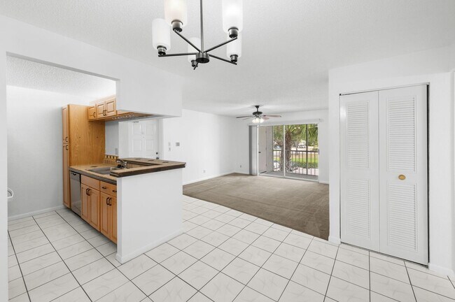 Building Photo - 2506 SE Anchorage Cove