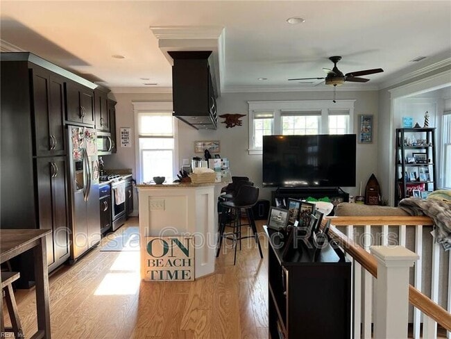 Building Photo - 9512 25th Bay St