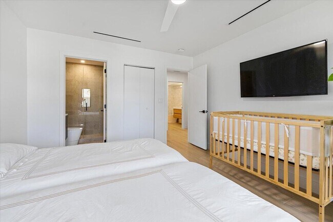 Building Photo - 6897 Terra Tranquila Dr