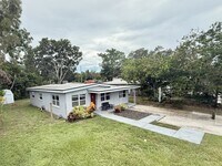 Building Photo - 1375 Tuscola St