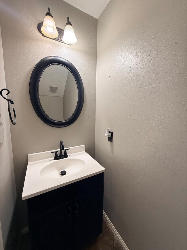 Building Photo - 20823 Camphor Tree Dr