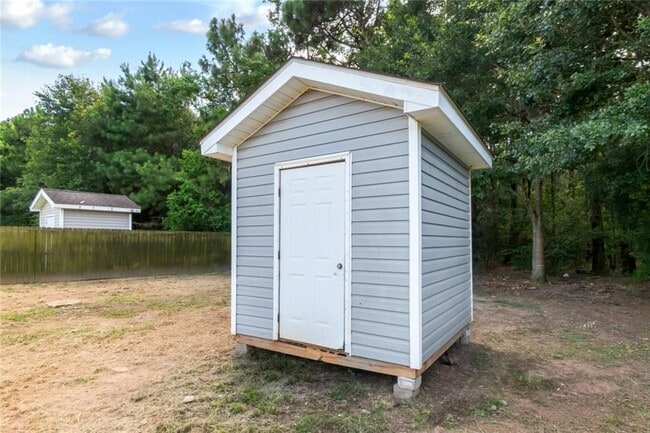 Building Photo - 9932 Magnolia Crest Ct