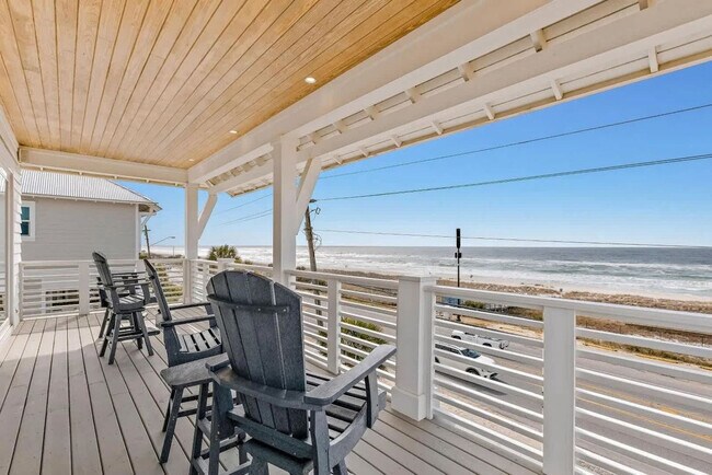 Building Photo - 14324 Front Beach Rd