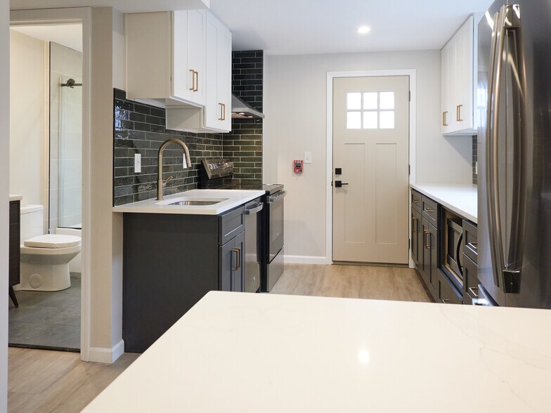 Building Photo - 5333 Penn Ave