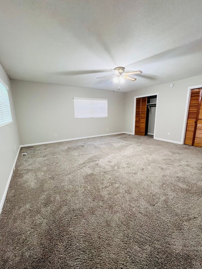 Building Photo - 3 Bed/2 Bath with one car garage home located in Jake Gaither Neighborhood!