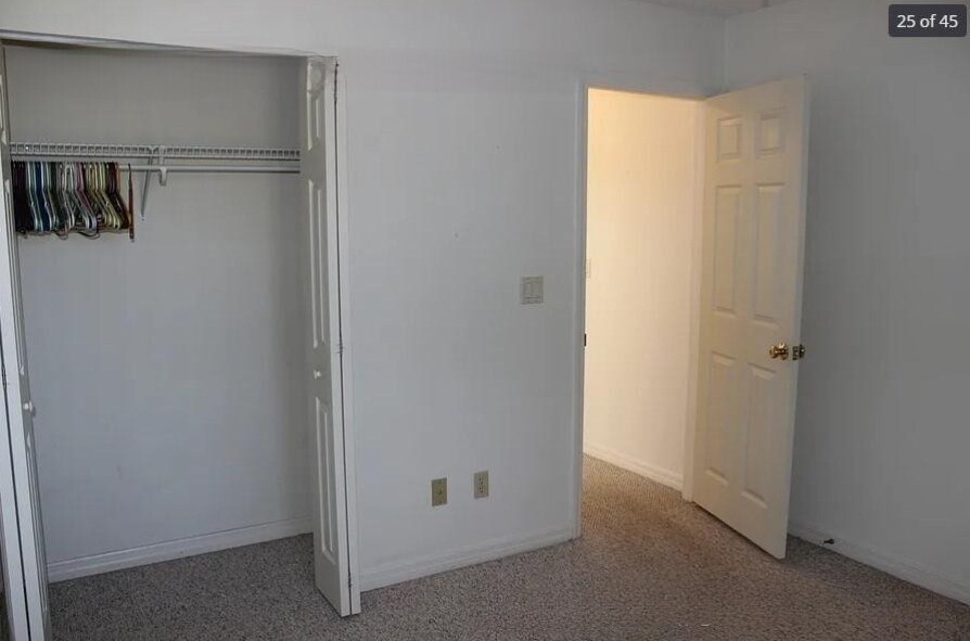 Building Photo - 8101 Setters Point Dr
