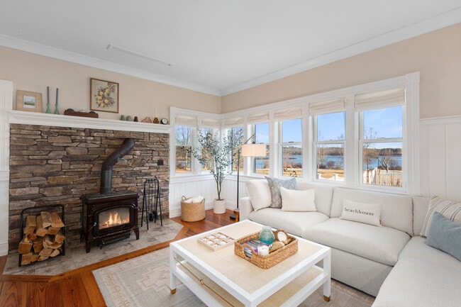 Building Photo - 35 Old Flds Wy