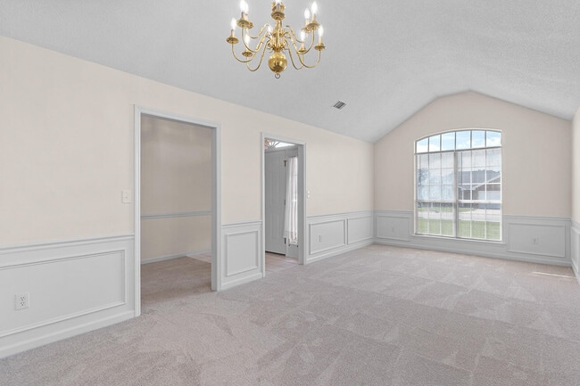 Building Photo - 224 Taylor Cir