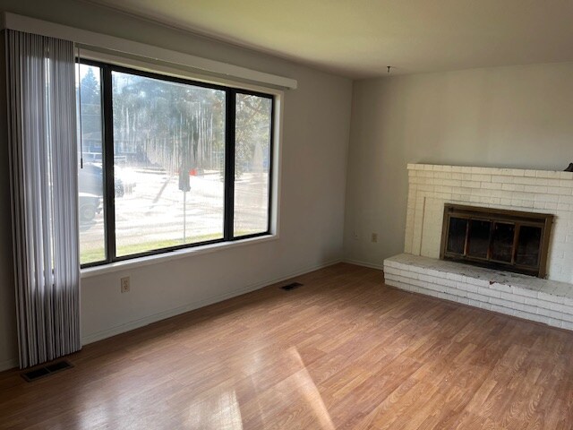 Building Photo - 7147 SE Clackamas Rd