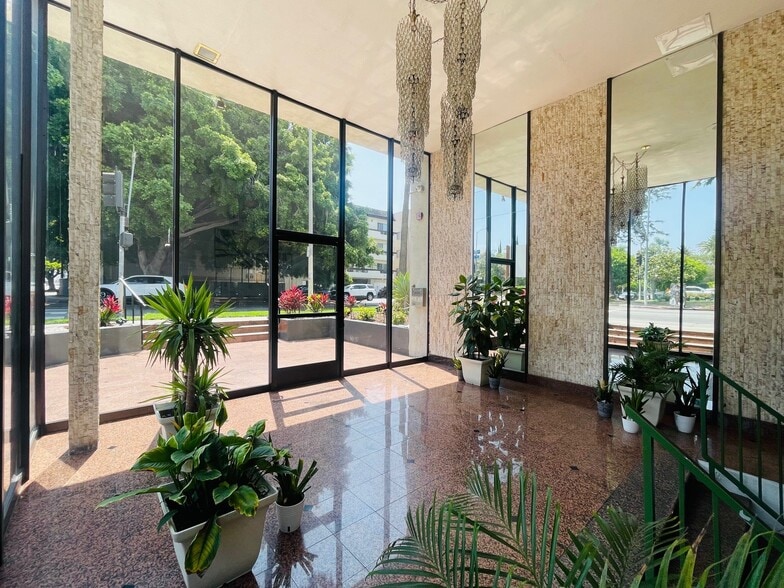 Primary Photo - St. Andrews Place Apartments