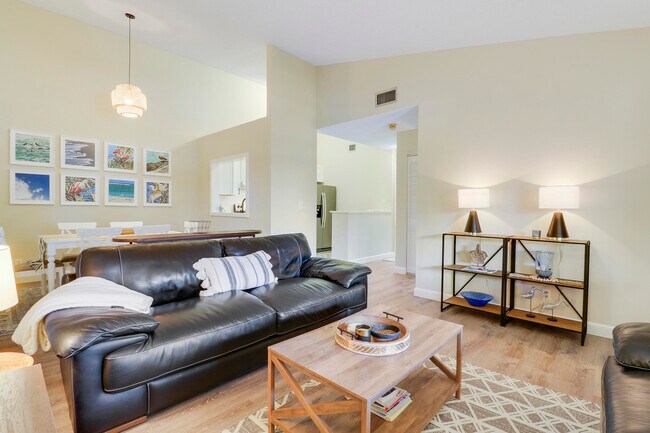 Building Photo - 6414 Chasewood Dr