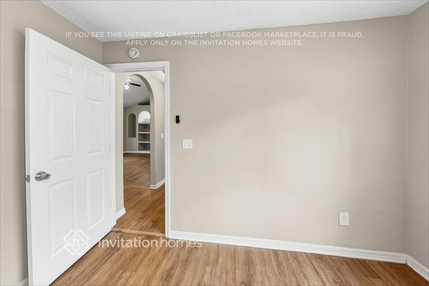 Building Photo - 2621 Alclobe Cir