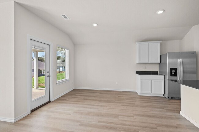 Building Photo - Beautiful, Brand New 4/2 in Gentry!