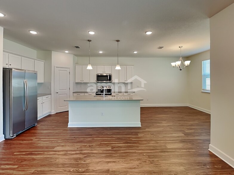 Building Photo - 2975 Rolling Acrs Rd