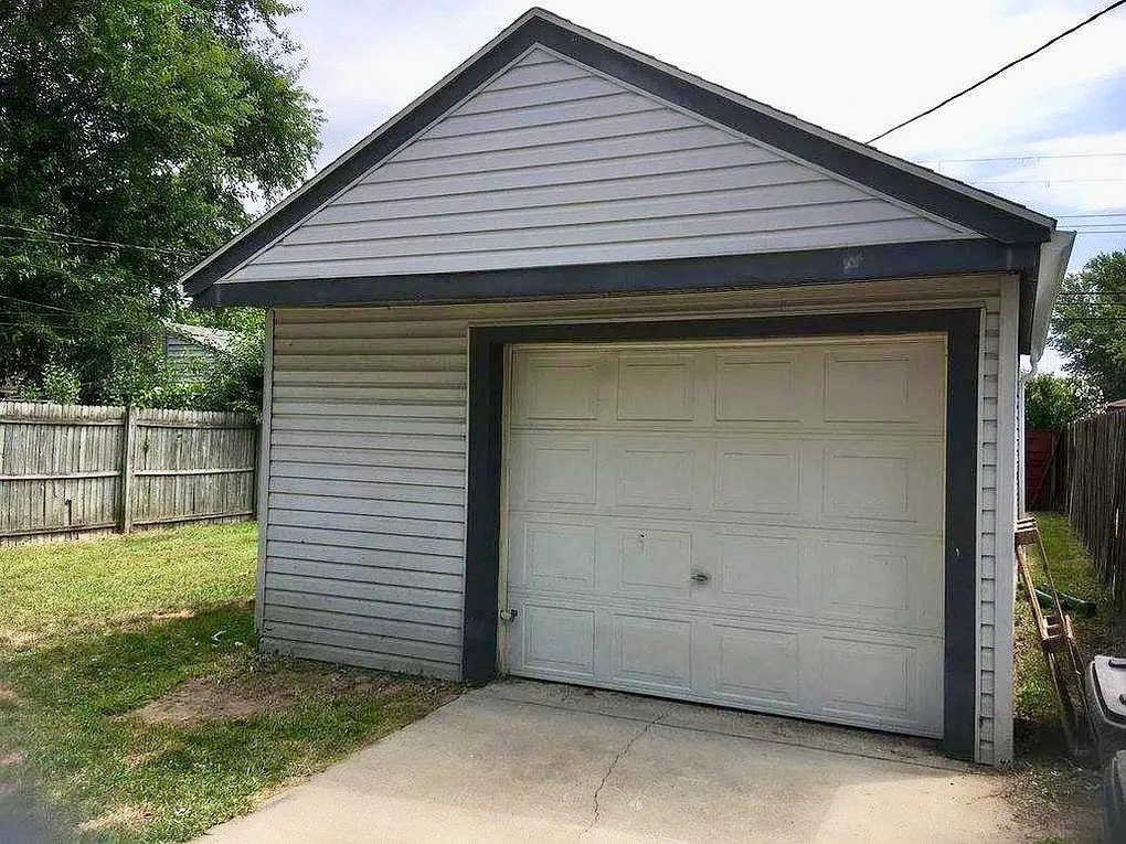 Building Photo - 6171 Wilkie St