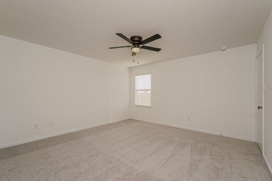 Building Photo - 1858 Musk Rose