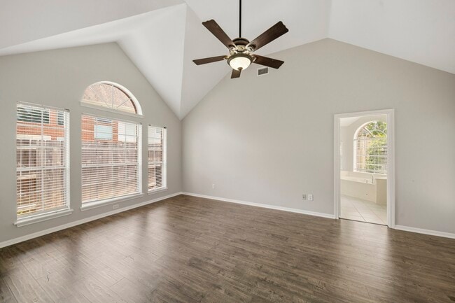 Building Photo - 1735 Berkoff Dr